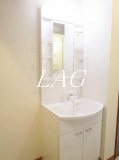 【洗面所】 | ローズガーデン | 洗面台です。