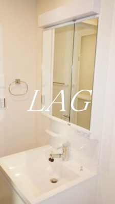 【洗面所】 | ソラーナ新宿 | 洗面台です。