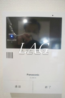 【セキュリティ】 | メゾン　ド　アッシュ | モニター付インターホンです。