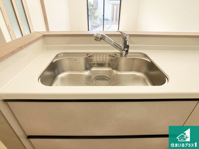 明石市松が丘　新築一戸建ての設備|広々としたシンクで食器洗いも楽々！