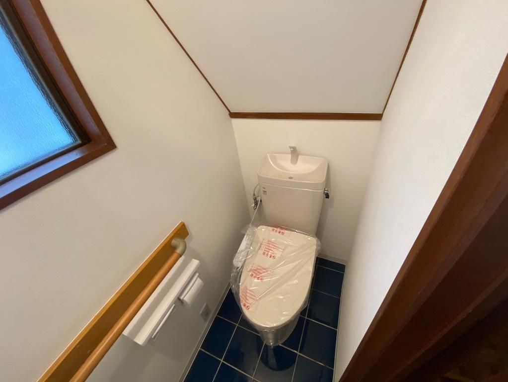 西東京市南町１丁目戸建 のトイレ