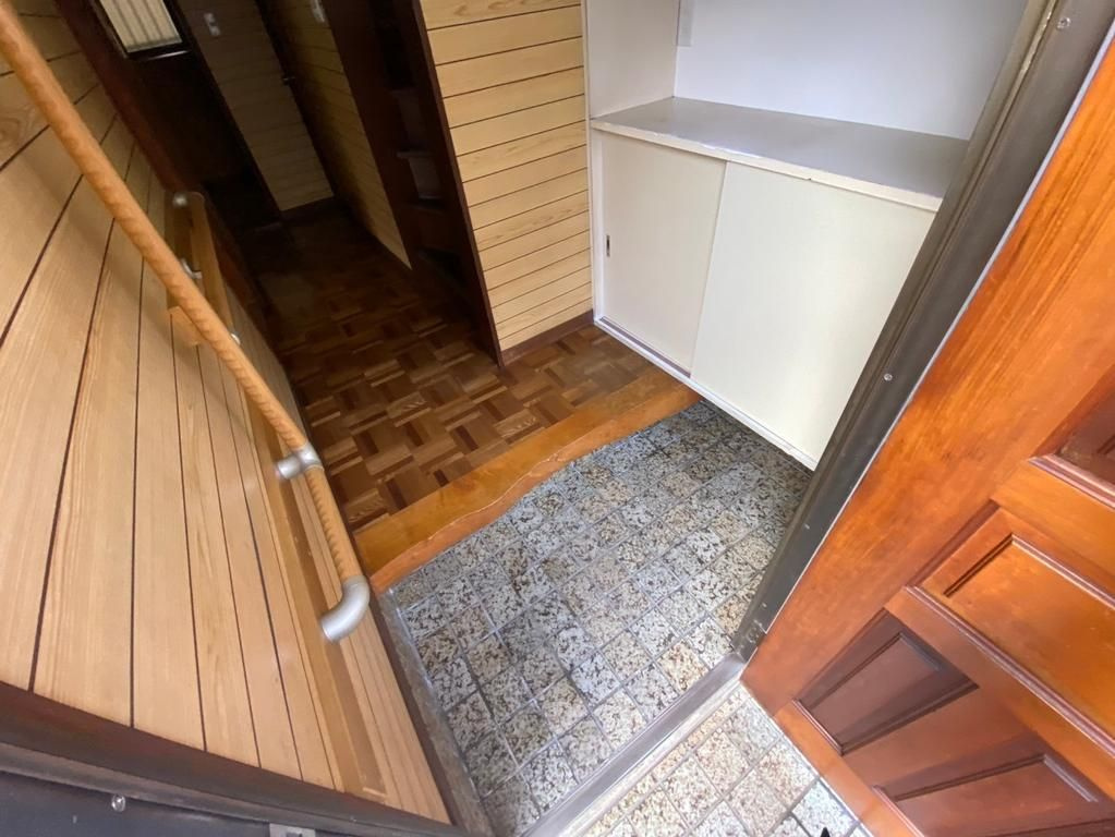 西東京市南町１丁目戸建 の玄関