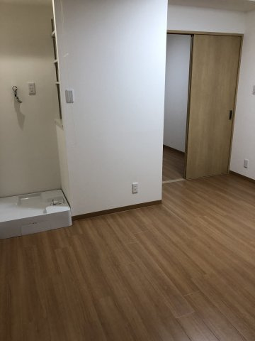 波田野ビルの内装