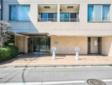 デュオ・スカーラ幡ヶ谷のエントランス