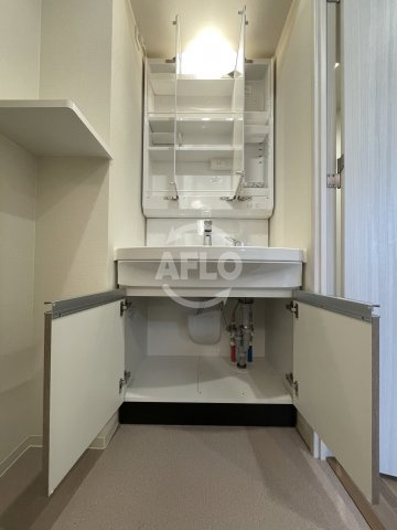 アドバンス西梅田フォルンの洗面所|アドバンス西梅田フォルン　独立洗面台