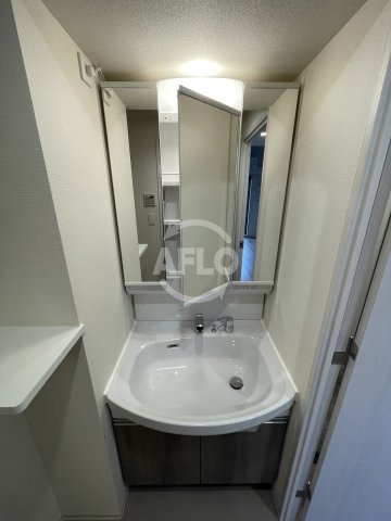 アドバンス西梅田フォルンの洗面所|アドバンス西梅田フォルン　独立洗面台