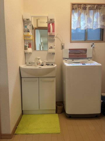 牡丹山1丁目貸家の洗面所