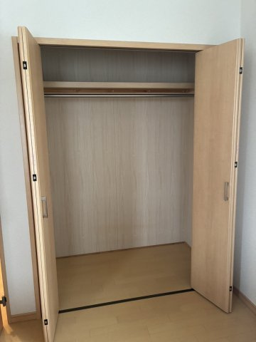 牡丹山1丁目貸家の収納