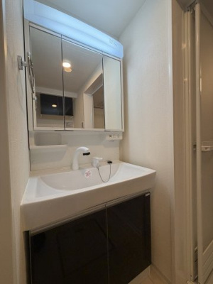 【洗面所】 | ソリジエ | ゆったりとスペースのある洗面所