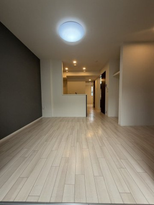 【洋室】 | ソリジエ | リビング