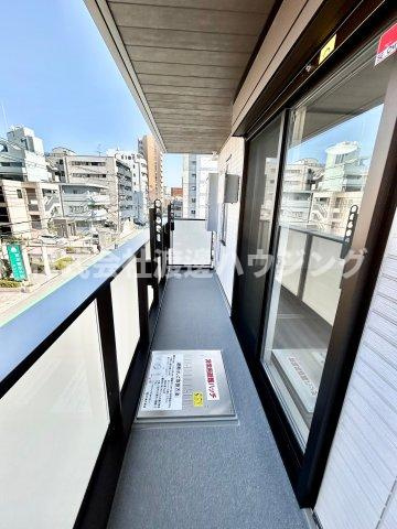 グランドール垂水のバルコニー