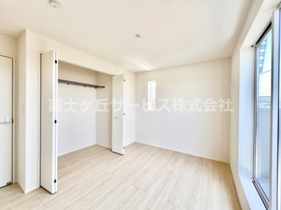 【寝室】 | 三島市青木 4期 新築一戸建て 3号棟 | 6.2帖の寝室です