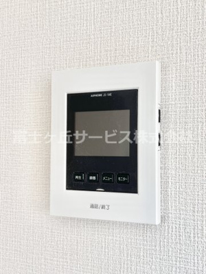 【セキュリティ】 | 三島市青木 4期 新築一戸建て 3号棟 | TVモニター付きインターフォンです