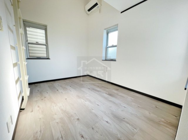 荒川区西尾久５丁目のアパートの居間・リビング