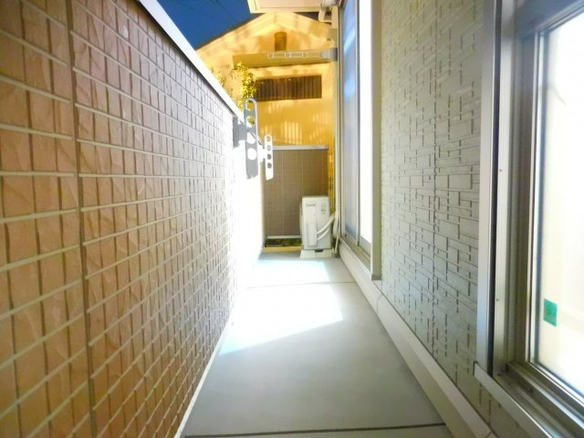 【バルコニー】