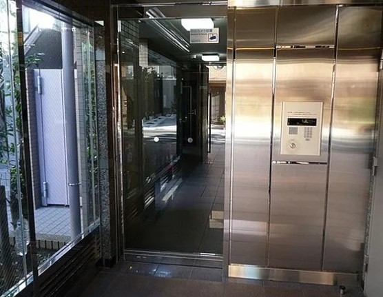 ルーブル駒沢大学Ⅱのエントランス|エントランスです。