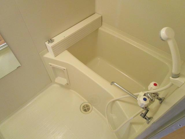 ブルーハーバーの浴室