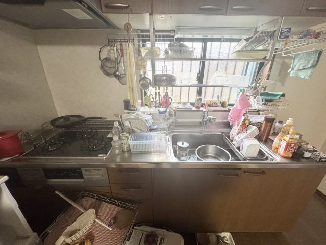 別荘にも定住にも向いてる♪水廻りがきれいな平家物件♪※増築部未登記のキッチン|コンパクトなキッチンで掃除もラクラク