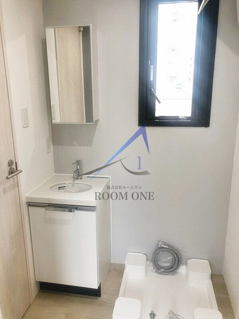 SUN VALLEY 日本橋永代通りの設備|洗濯機置き場です。