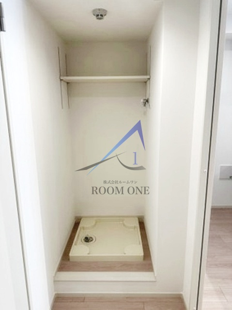 G＆Ｊ門前仲町の設備|洗濯機置き場です。