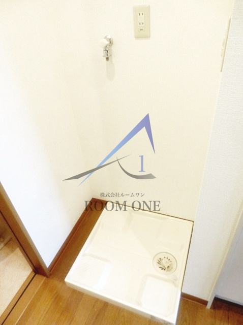 ヴィラさくらの設備|洗濯機置き場です。