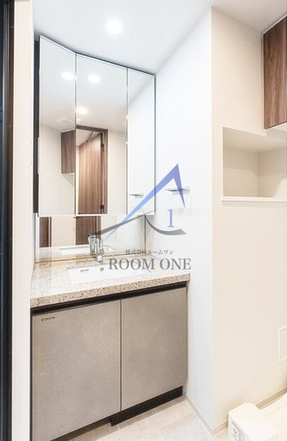 コンフォリア・リヴ東中野の洗面所|洗面台です。