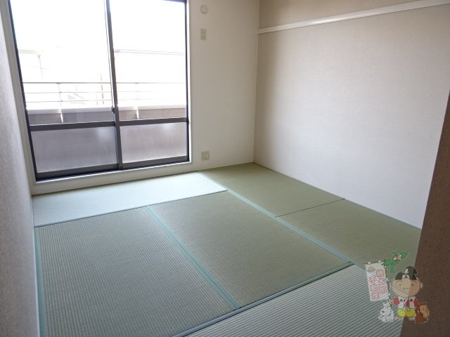 グランバリエ津島南の和室