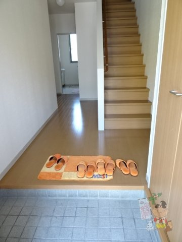 グランバリエ津島南の玄関