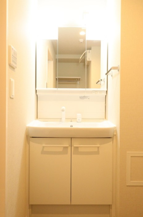 Je Glycine 寿町の独立洗面台