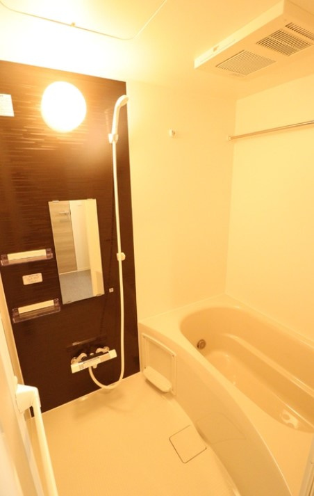 Je Glycine 寿町の浴室