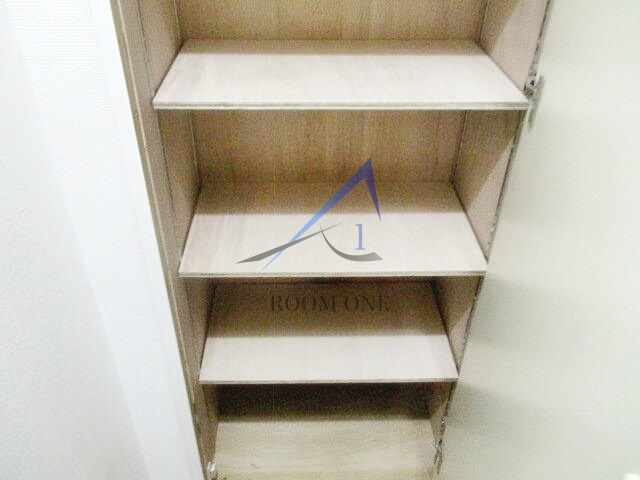 秀マンションの収納|玄関収納です。