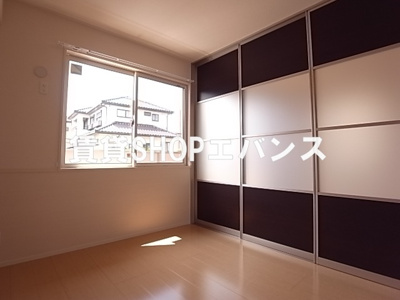 【洋室】 | カラマハレ | 個人の部屋や寝室として使える洋室です