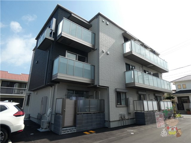 ブルームステージの外観