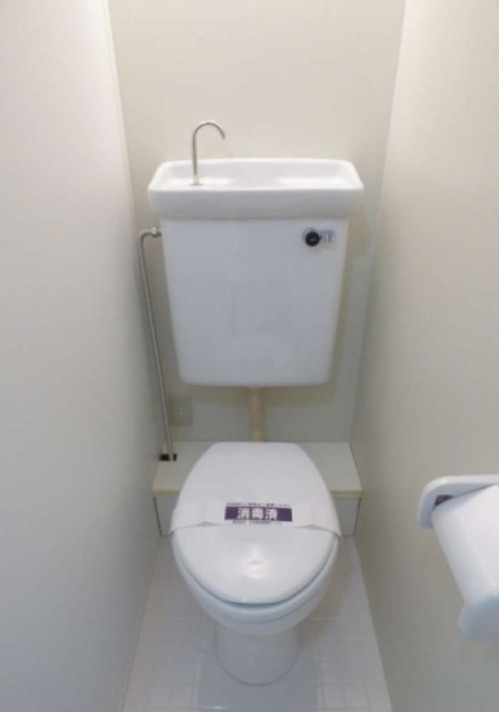 杉並区和泉３丁目の賃貸マンションのトイレ