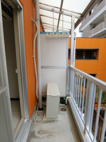 【バルコニー】 | 本町8番館