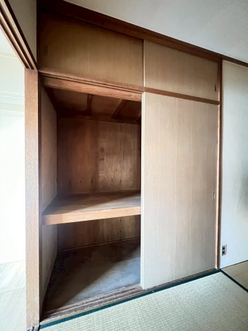 第2田中マンションの収納