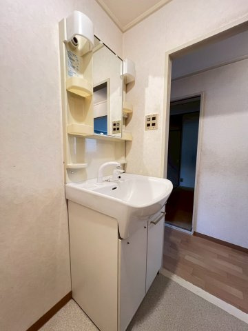 第2田中マンションの洗面所