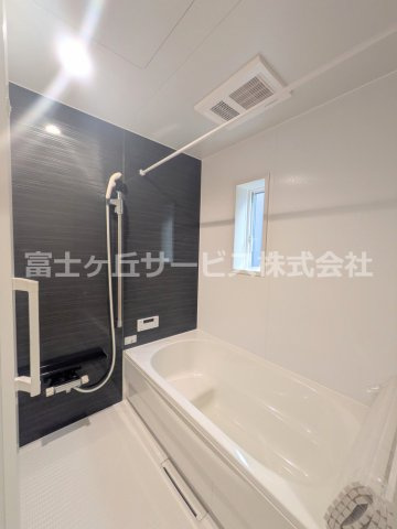 【浴室】 | 沼津市高尾台 6期 新築一戸建て 3号棟 | ゆったり過ごせるお風呂です