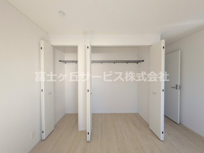 【収納】 | 沼津市高尾台 6期 新築一戸建て 3号棟 | 寝室の収納です
