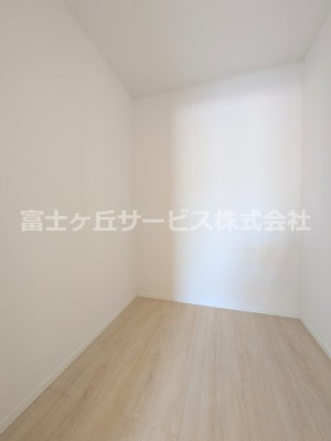 【収納】 | 沼津市高尾台 6期 新築一戸建て 3号棟 | 納戸です