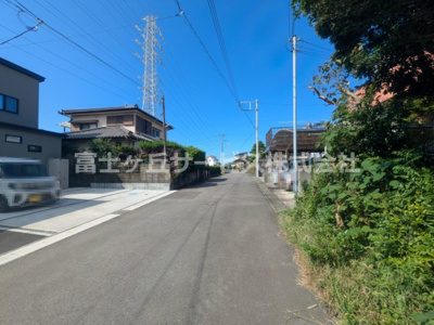 【前面道路含む現地写真】 | 沼津市高尾台 6期 新築一戸建て 3号棟 | 前面道路含む現地写真です