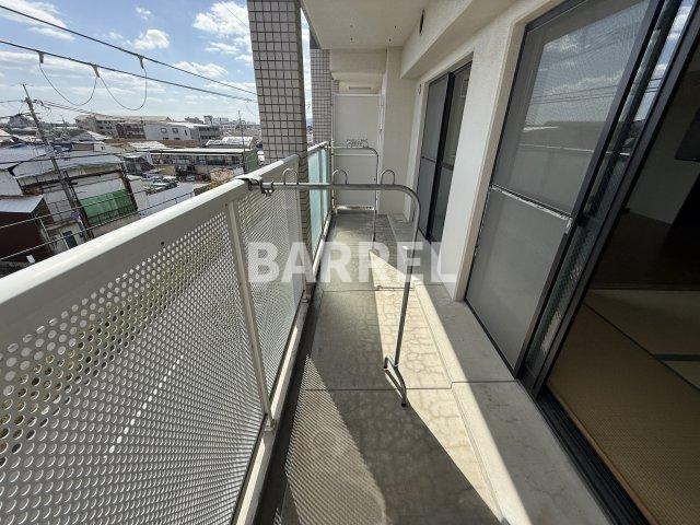 ボヌールソシアのバルコニー