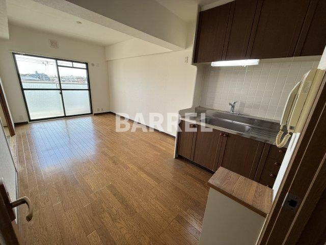 ボヌールソシアの居間・リビング