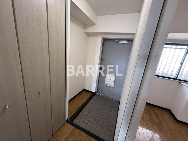 ボヌールソシアの玄関