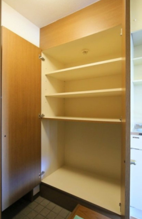 杉並区和田１丁目の賃貸マンションの収納