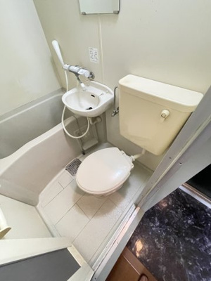 【トイレ】 | ウィンズコート