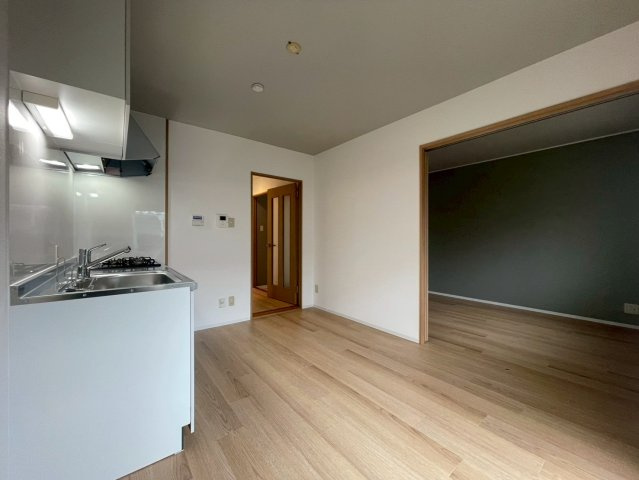 【居間・リビング】 | シャトーグランデイノウエ