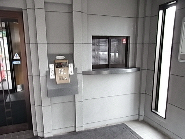 第２エーワンビル　プレイスピアPremium城山のエントランス