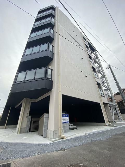 プリズム１４番館の外観