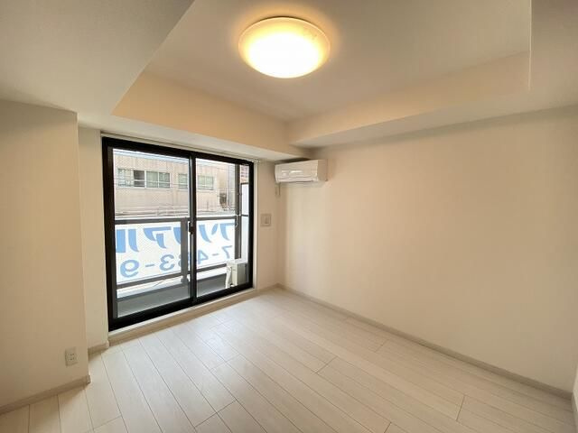 プリズム１４番館の居間・リビング